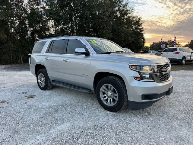 2015 Chevrolet Tahoe LT photo 2